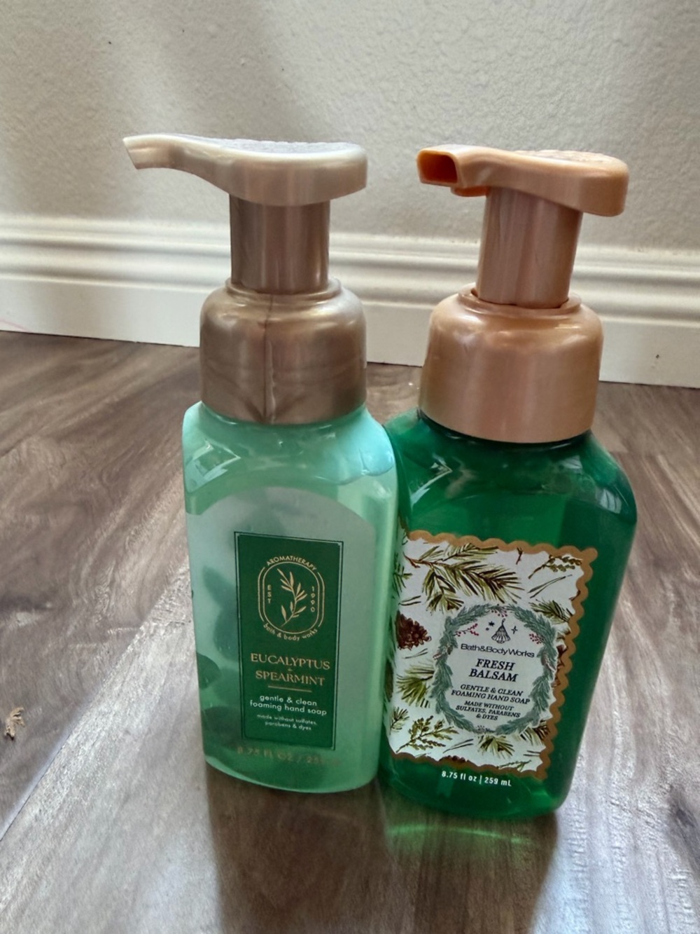 Bath & Body Works Green Foaming Hand Soap Duo with Gold Pumps